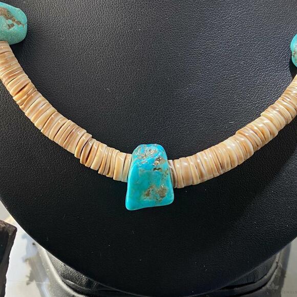 Vintage Native American Heishi Sea Shell Disk and Chunky Turquoise Necklace - Picture 4 of 11